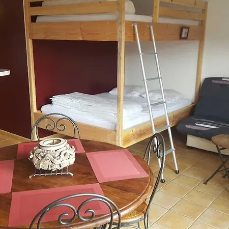 Les Gouttridos Vue *